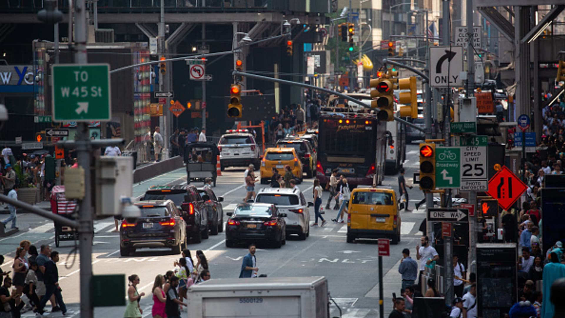 Feds give green light to NYC congestion pricing plan for next year
